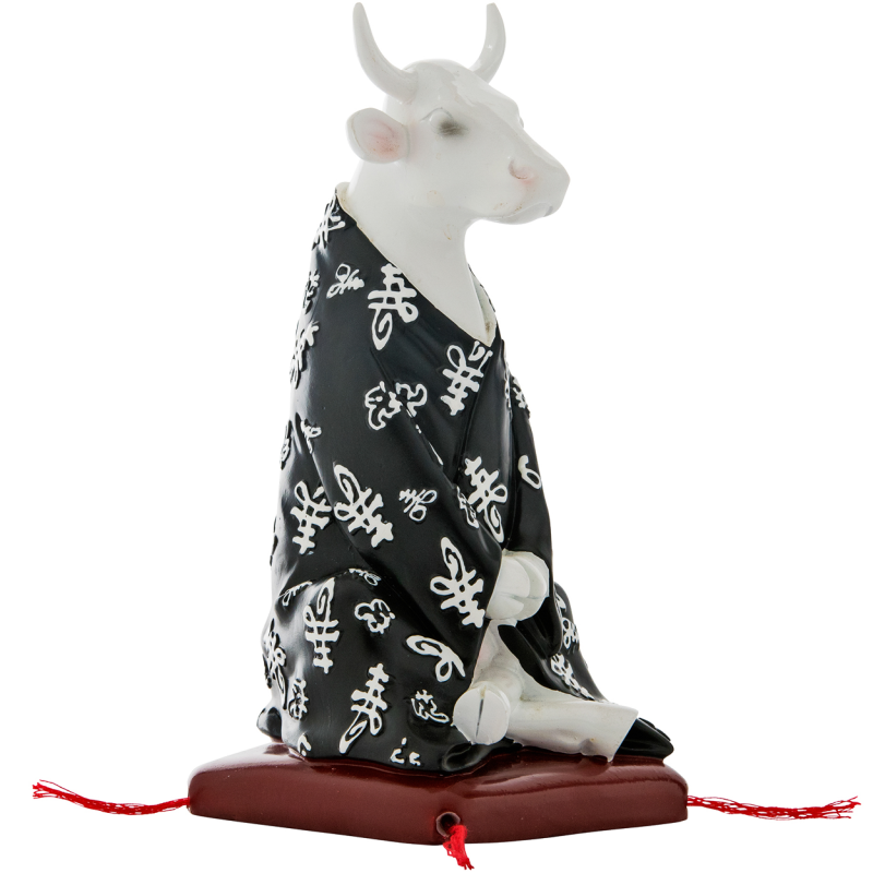 Cow Parade Meditating Cow